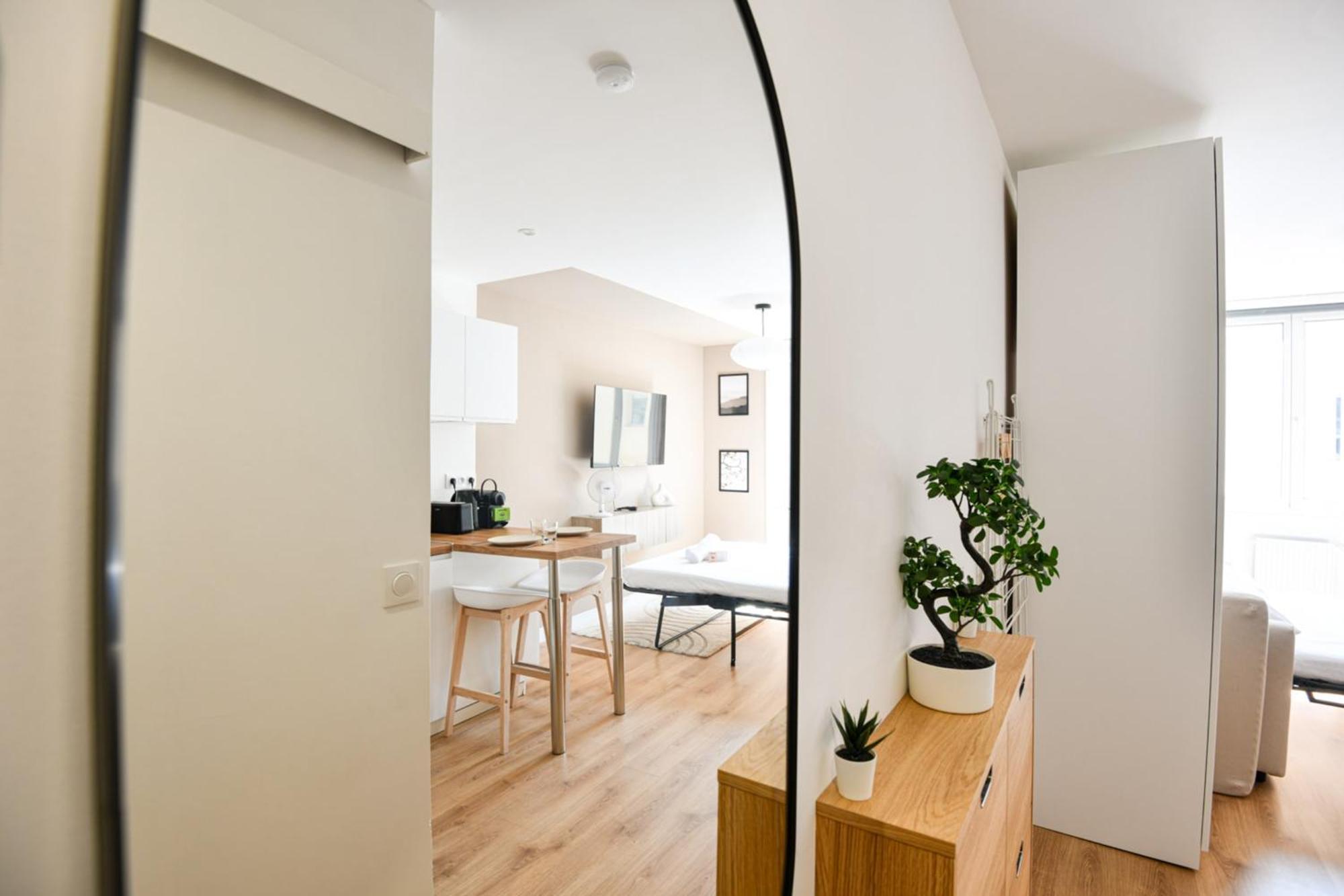 Studio Neuf Et Cosy Sur La Canebiere Vieux-Port Marseille Exteriör bild